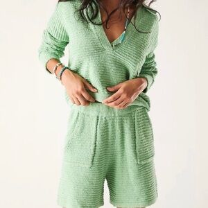 Free People Beach Green Textured Knit Sweater and Shorts Set - Size S